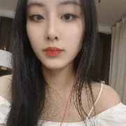 新人诗诗