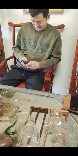 全网通缉吃软饭的装逼