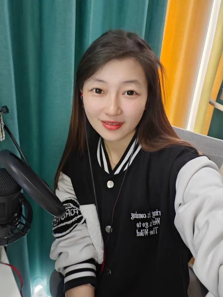 ღ蔡蔡🎙主播图片