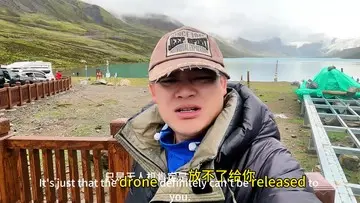 超娃和野生棕熊