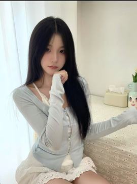 小颖🤑今天周年啦的图片