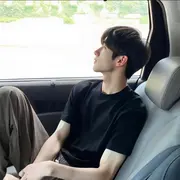 千懿.