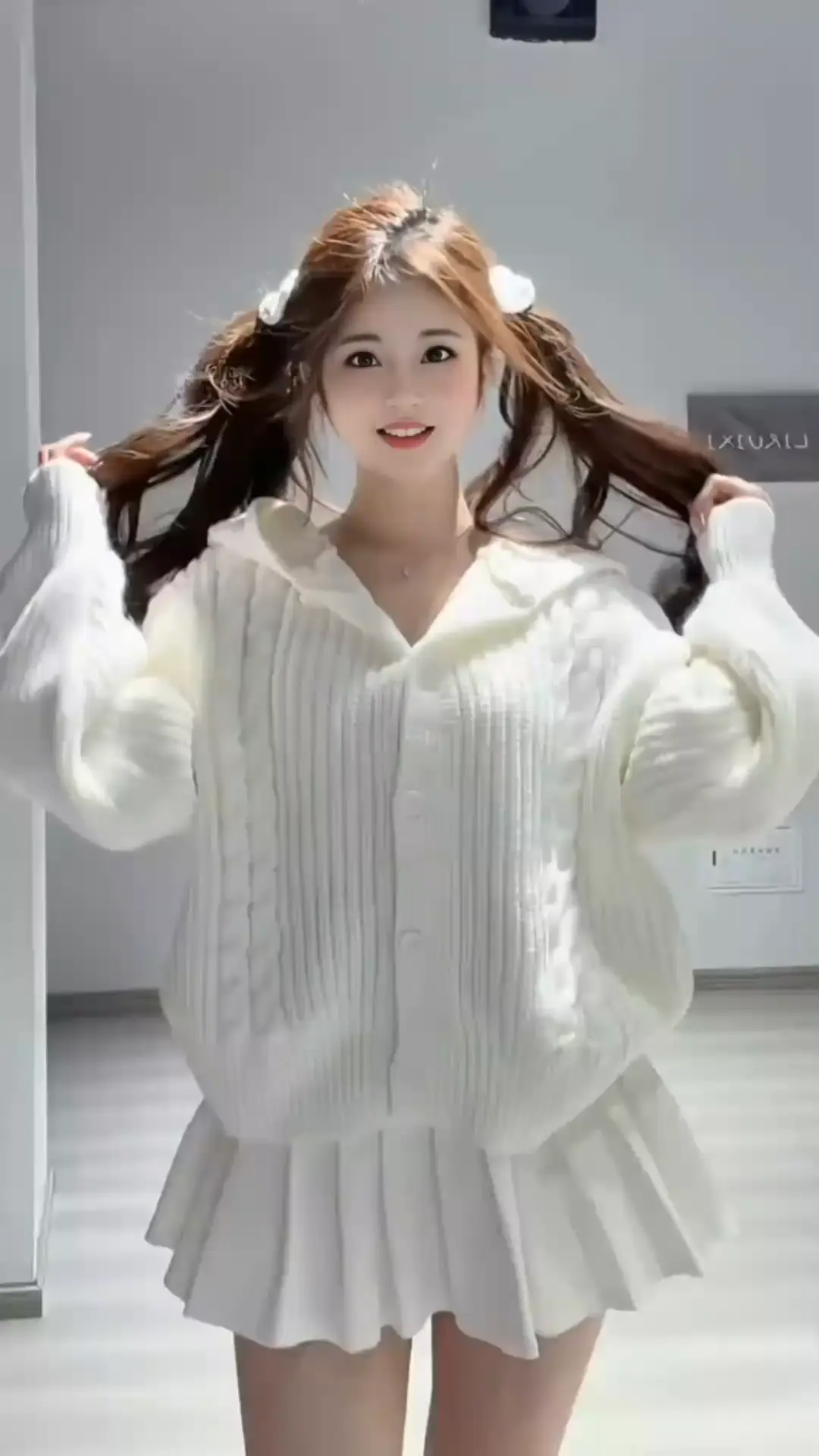 /媚眼