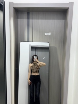 不敢说话的欢欢主播照片