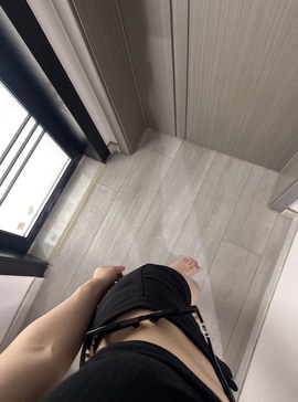 不敢说话的欢欢主播照片