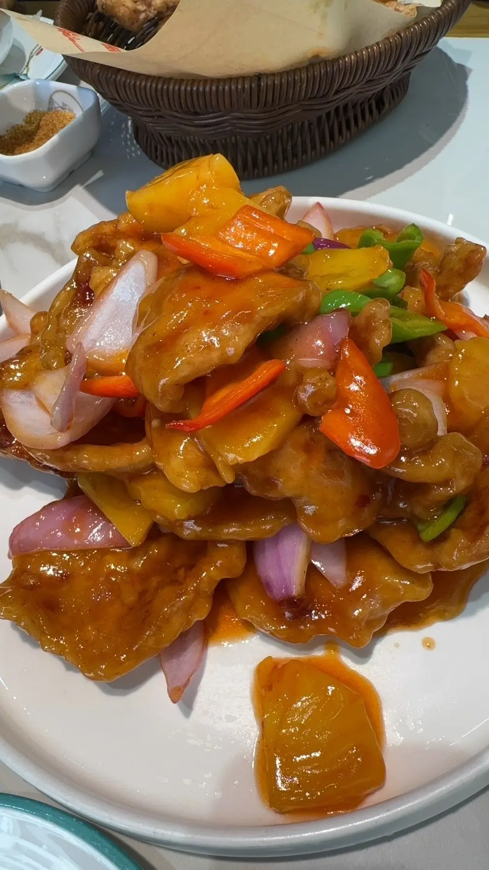 肉肉小娘子有事休息主播图片