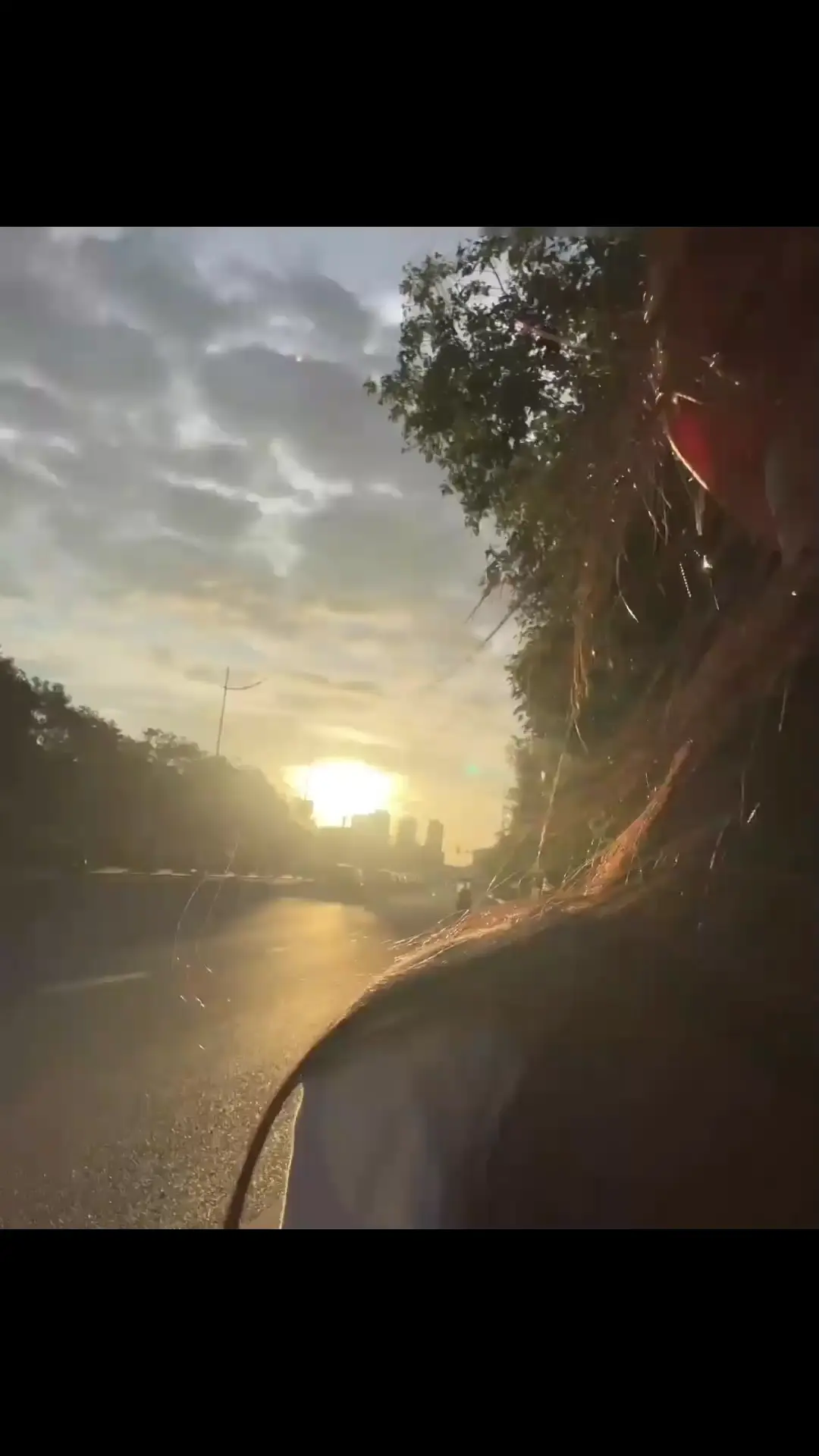 不知道在等什么，好像