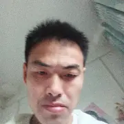 ♨小旭喜欢踢足球♨