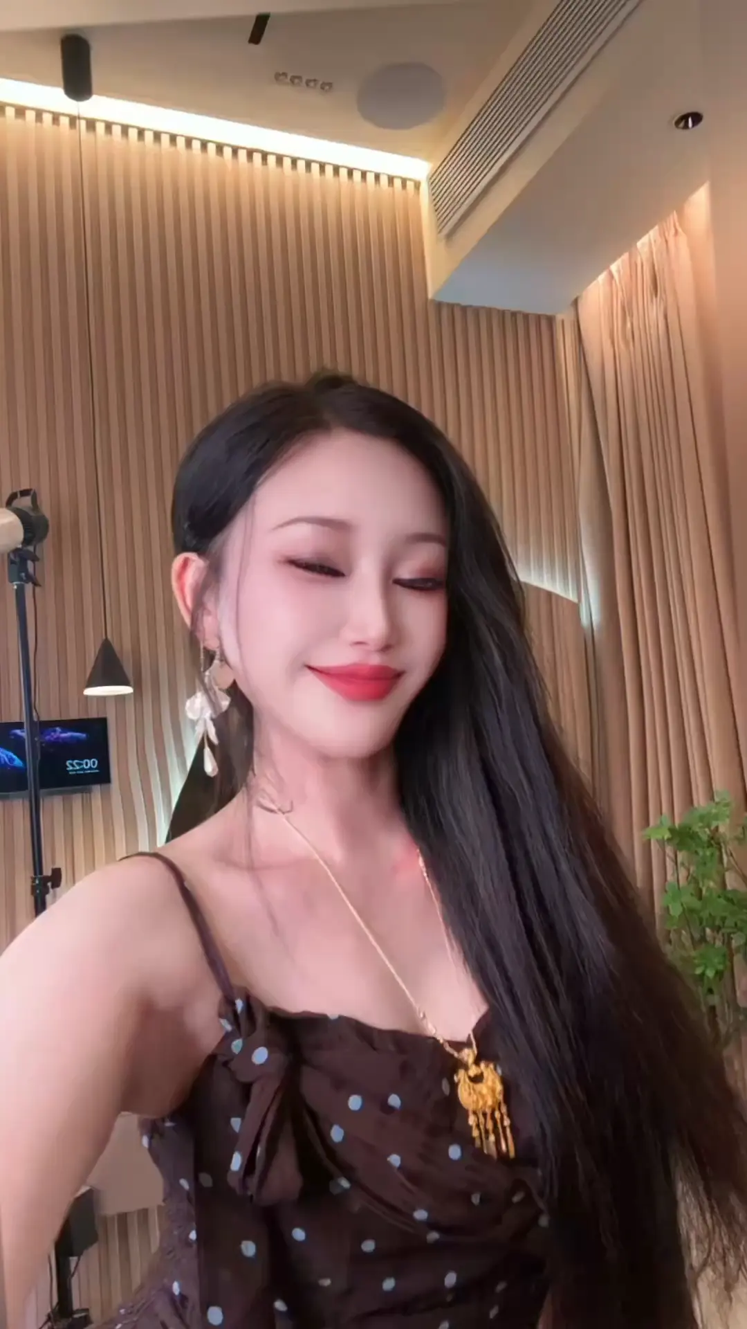 晚上七点半见/飞吻