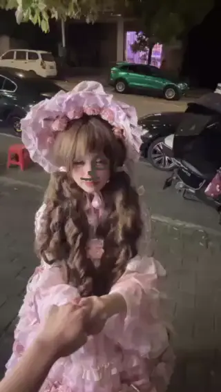 等你下课一起走好吗