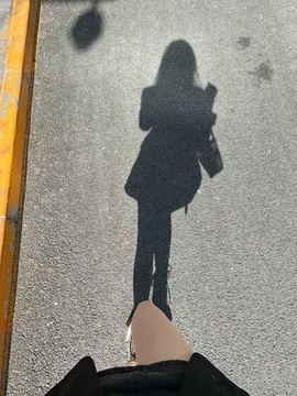 冰冰🧊休家里有事的图片