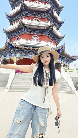 ღ娜娜ぃ安静唱歌🍀的图片