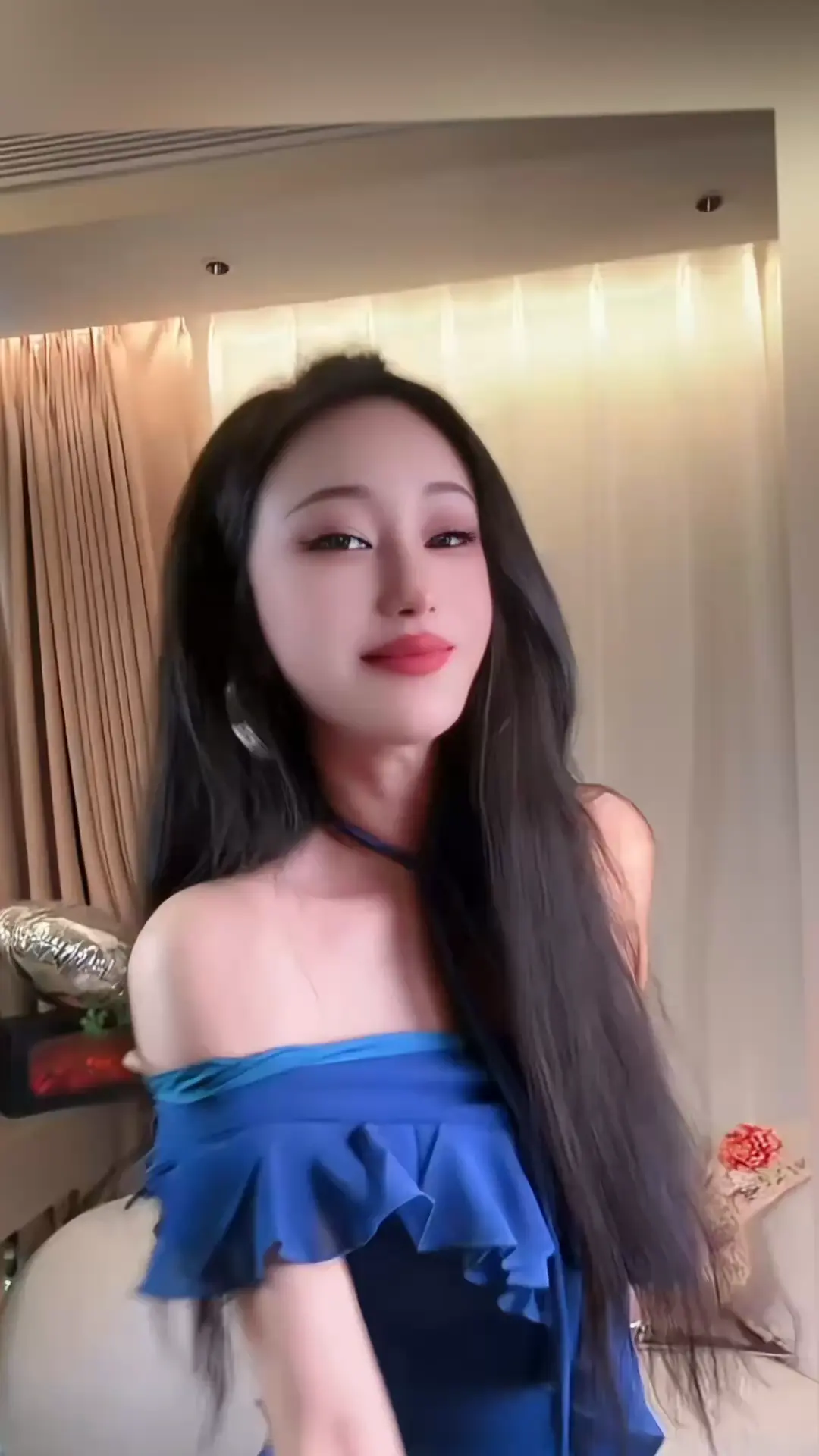 晚上七点半见/飞吻