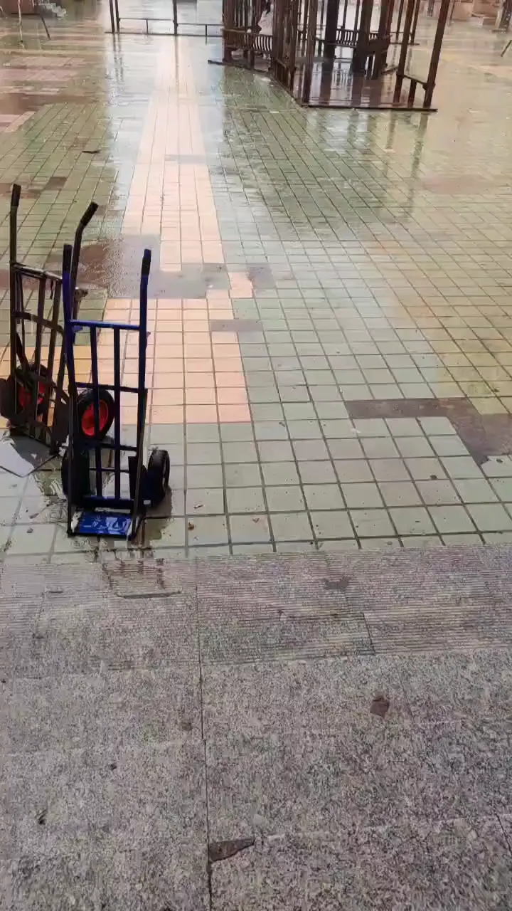 雨太极 被隔这了