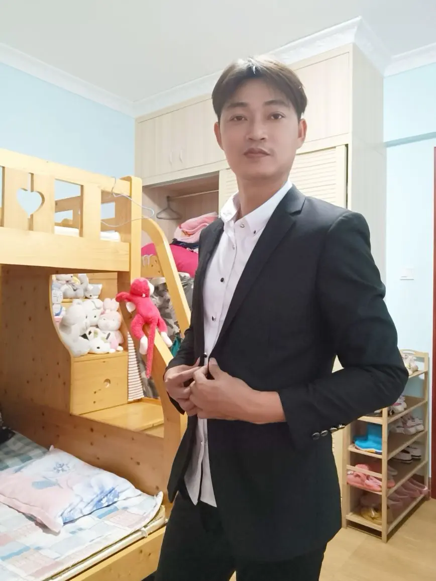 篮球的火蚁。主播图片