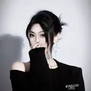 新人--果果
