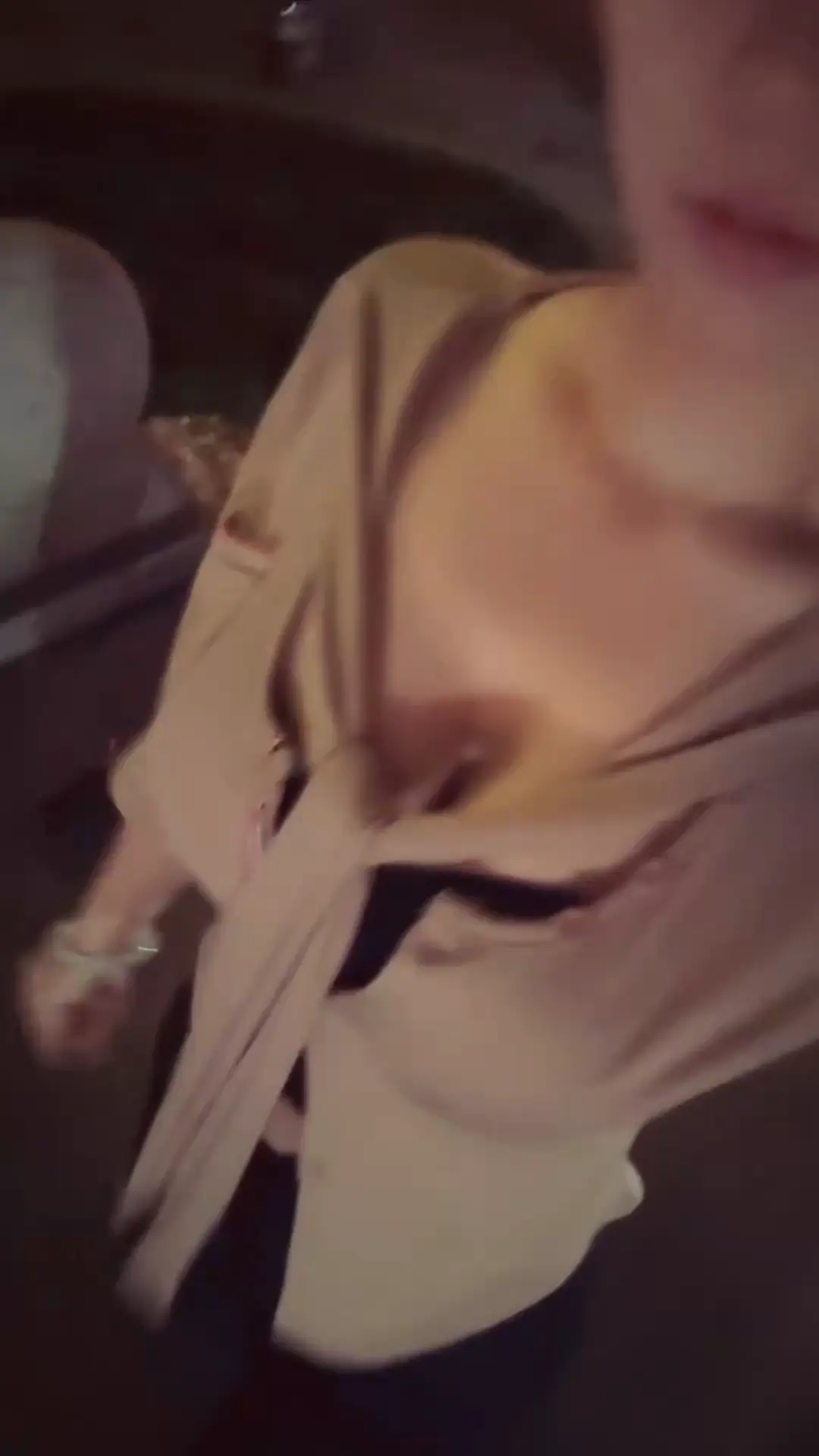 爱并非只言片语