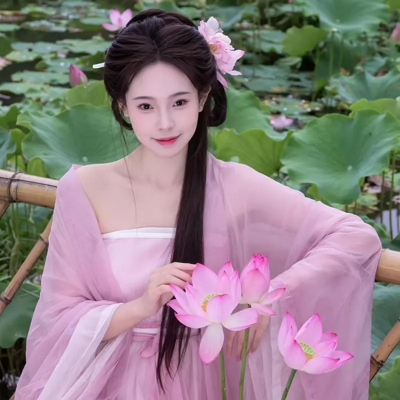 新人奕玫的直播间