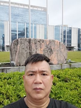 换个角度看我是男神王的图片