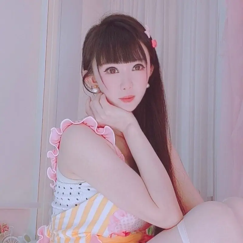 っ梨儿っ的主播海报