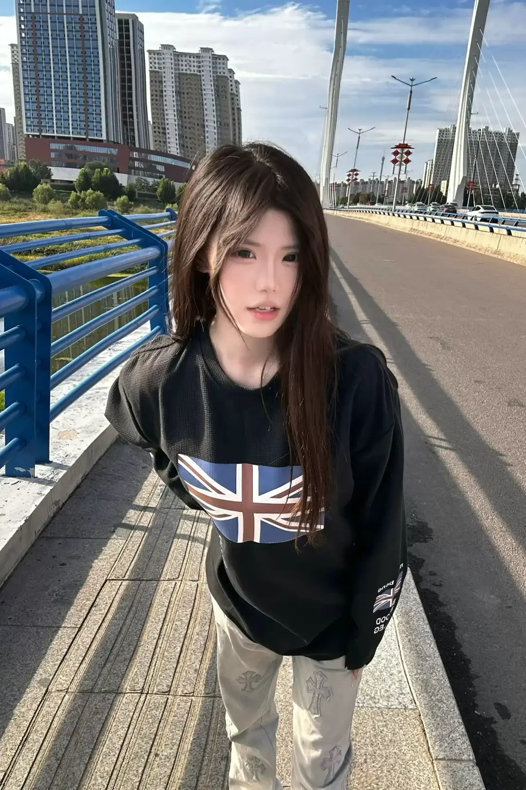/美女