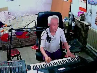 [自弹自唱小白杨